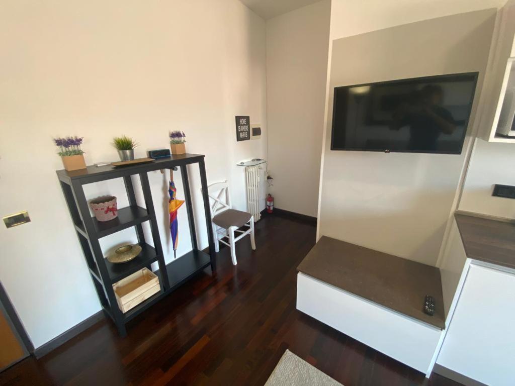 City39 "Residenze Del Cuore" Верона Экстерьер фото