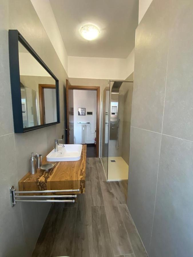 City39 "Residenze Del Cuore" Верона Экстерьер фото